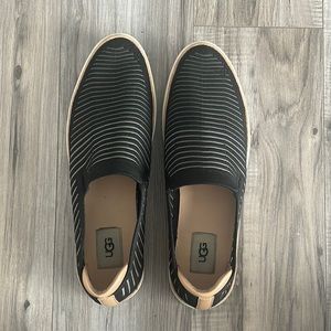 UGG Sammy Knit Slip on Sneaker